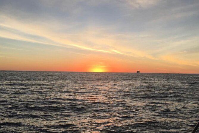 2 Hour Sunset Tour on Catamaran in Cabo San Lucas - Returning through Cabo Bay and Medano Beach