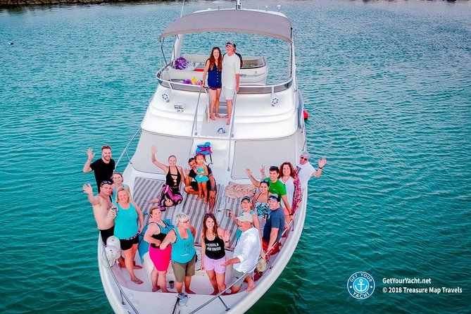 3 Hour Xpu-Ha - 51' Sea Ray Tulum, Playa del Carmen, Riviera Maya - The first cruise: music, cocktails, and room to spread out