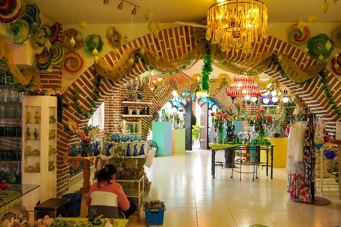 6-Hour Guided City and Cruise Tour of Los Cabos with Lunch - Why this tour works for seeing both Cabos