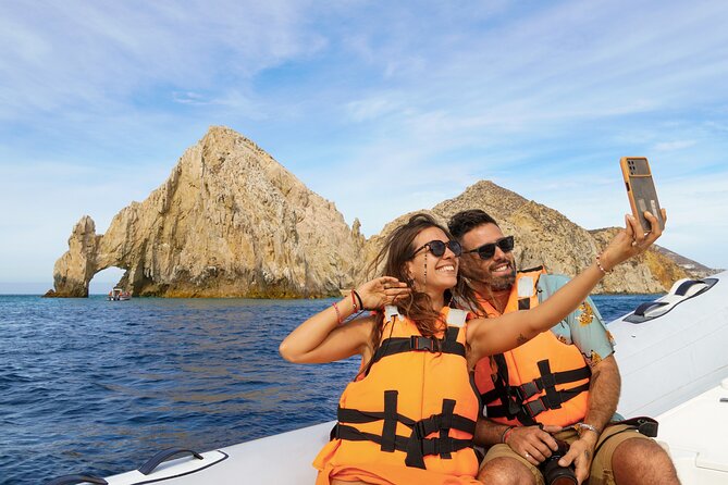 6-Hour Guided City and Cruise Tour of Los Cabos with Lunch - The fast boat to the Arch and Land’s End
