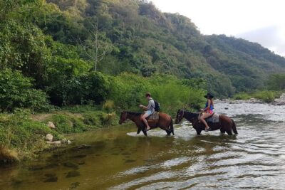 Aguas Termales a Caballo