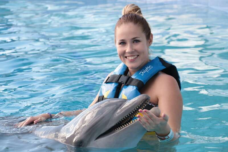 Akumal: Dolphin Encounter - What the Akumal dolphin encounter is really like
