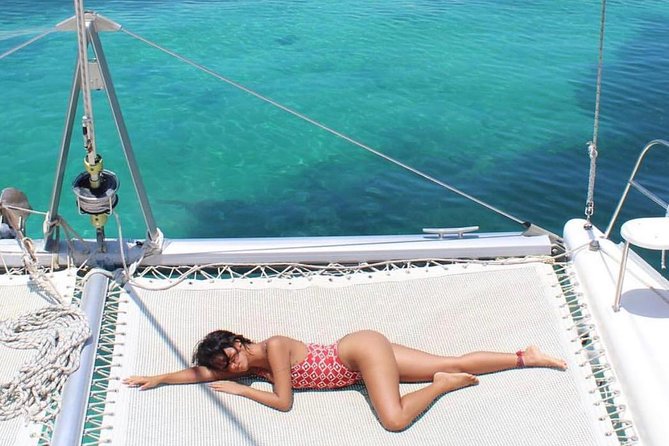 All Inclusive Caribbean adventure, reef snorkeling, Food & Drinks - Drinks, music, and the social mood