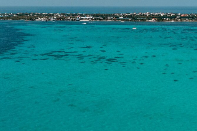 All Inclusive Luxury Yacht – Private Island Experience - Premium drinks and a relaxed onboard rhythm