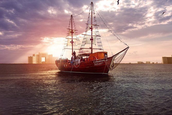 Amazing Romantic Dinner on a Spanish Galeon with Saxophone Music - Who will enjoy the Columbus dinner cruise
