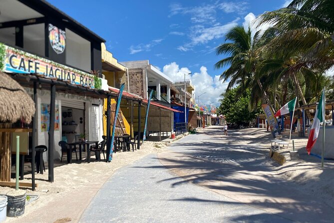 Authentic Beachfront Mexican Cooking Class Cafe Jaguar Costa Maya - One drink, with plenty of choices