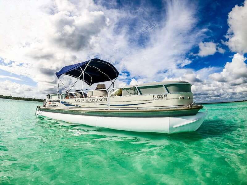 Bacalar: 3-hr Pontoon Boat Tour with Beach Club + Kayaks - Bird Island gives the route a quieter pause