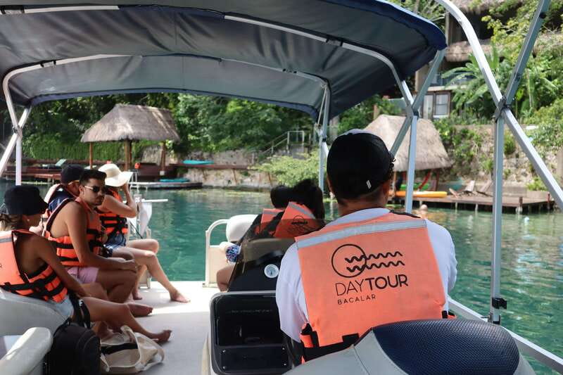 Bacalar: 3-hr Pontoon Boat Tour with Beach Club + Kayaks - One hour of free kayaking at the observatory