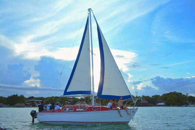 Bacalar: 4hr Private Sailing Tour with Guacamole & Drinks - Who Will Enjoy This Sailing Trip Most