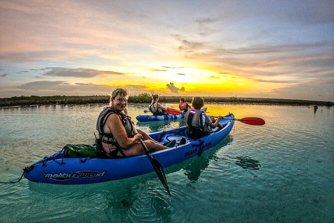 Bacalar Sunrise in Kayak - Laguna Mariscal and the sunrise stop