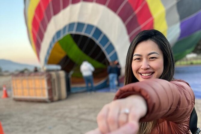 Balloon flight + pick up in CDMX + Breakfast in Cave + Pyramids - One hour at the Pyramids of Teotihuacan