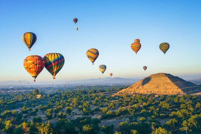Balloon flight + pick up in CDMX + Breakfast in Cave + Pyramids - What the pre-dawn pickup is really like
