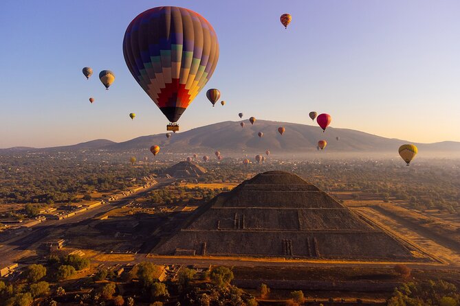 Balloon flight + pick up in CDMX + Breakfast in Cave + Teotihuacan - A sunrise view most day trips cannot match