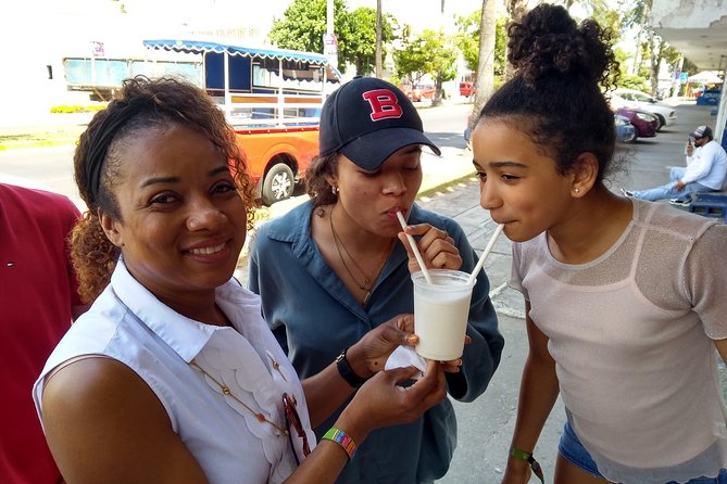 Barrio Bites tour - Guides who add the human touch