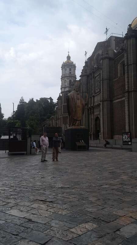 Basilica de Guadalupe: Complete Walking Tour - Why Guadalupe makes a better guided visit