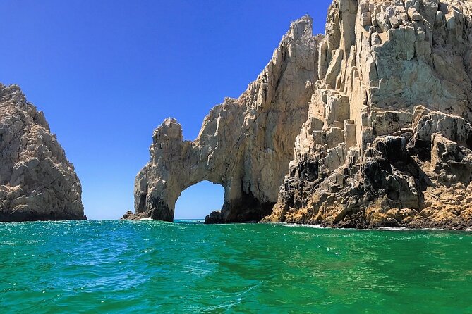 Cabo Boat Ride to El Arco & Lover’s Beach with Swimming - Medano Beach and the Cabo setting