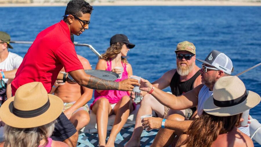 Cabo San Lucas: 4-Hour Snorkeling Cruise with Open Bar - My call: book it for the whole boat day