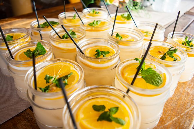 Cabo San Lucas Luxury Sailing Yacht and Dinner with a Chef - Dinner begins with drinks and appetizers