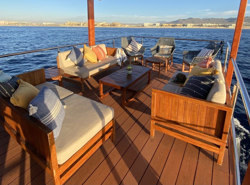Cabo San Lucas: Private Catamaran Cruise - Pelican Rock and the snorkeling stop