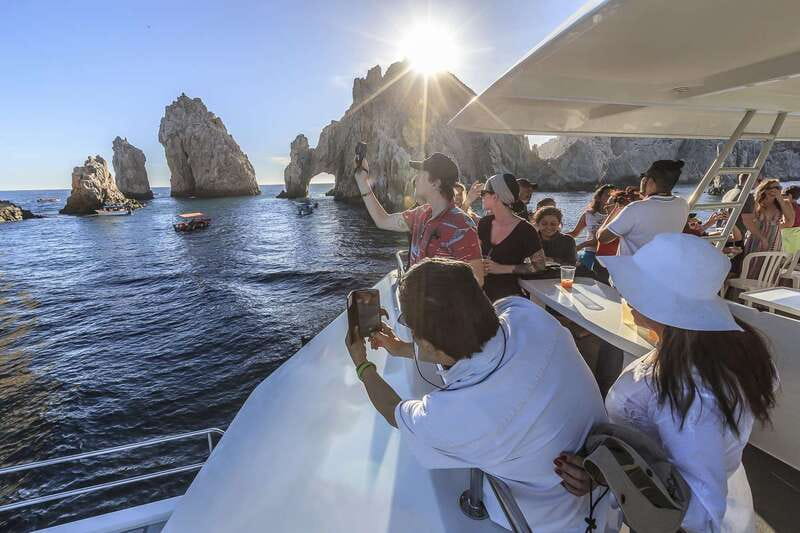 Cabo San Lucas: Sunset Dinner Cruise - Open Bar, Music, and the Dance Floor