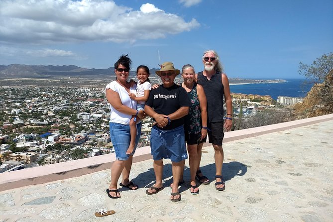 Cabo Shuttle Transportation round tríp prívate shuttle 1 to up 5 people - Why a private Cabo transfer can save your first hour