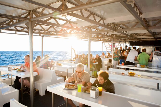 Cabo Sunset Dinner Cruise: Fajitas, Lands End and Party - Photo tips and small practical choices