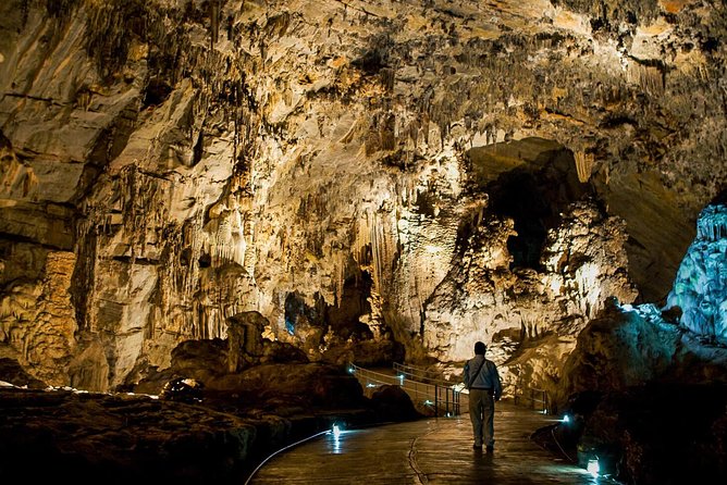 Cacahuamilpa Caves and Taxco: Private & Small Groups From Mexico City - Walking through Cacahuamilpa’s enormous chambers