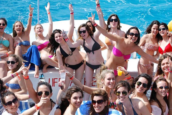 Cancun Adults Only Party Cruise to Isla Mujeres with Open Bar - What the $69.99 fare really covers