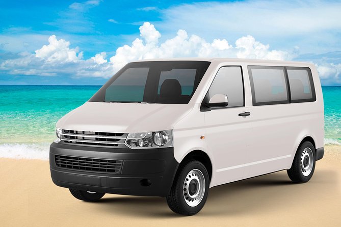 Cancun Airport Hotel Private Transfer by Minivan - What happens after you meet the staff