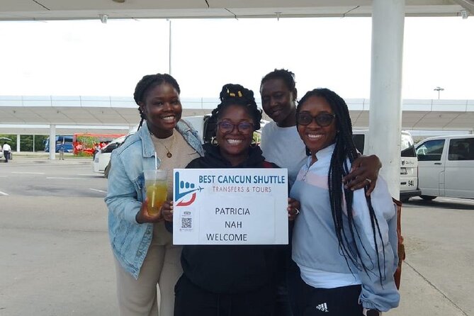 Cancun Airport Private Transfers to Cancun 15 Miles - What the driver adds to a simple transfer