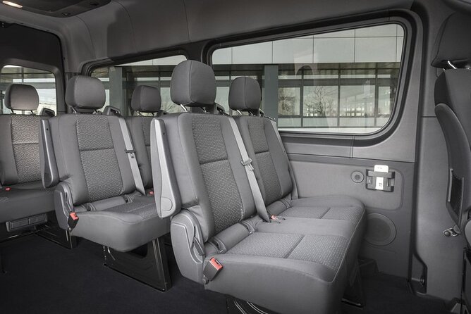 Cancun Airport: Shuttle Cancun or Playa del Carmen Hotels - What this Cancun airport shuttle actually provides