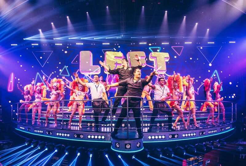 Cancun: Coco Bongo Nightclub Experience - Seating, standing, and why your ticket matters