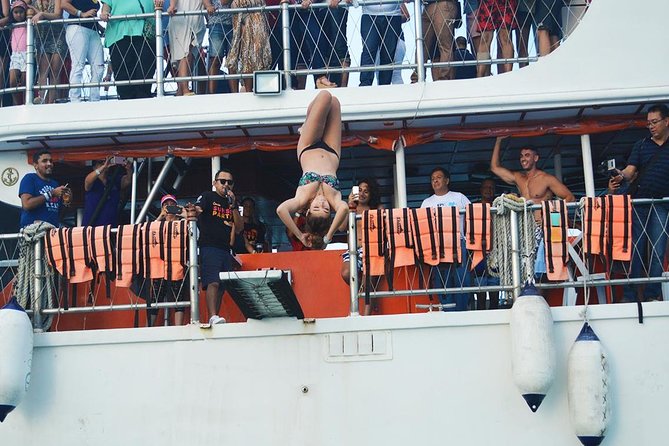 Cancun Dancer Cruise to Isla Mujeres with Snorkeling and Lunch - The return trip is the loudest part