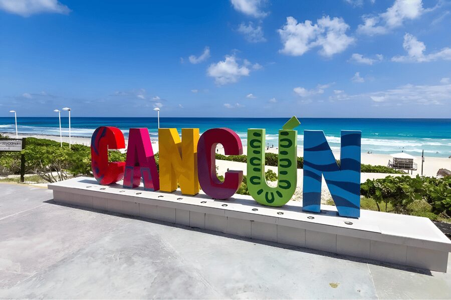 Cancun Guided Sightseeing, Shopping and Tasting Tour - Who will get the most from this tour?