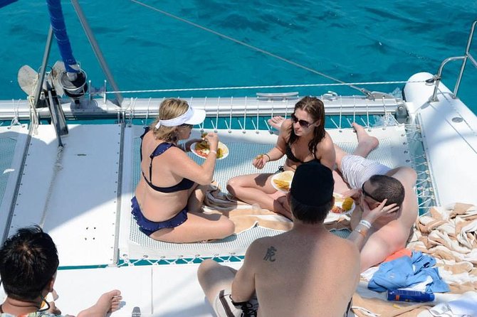 Cancun Half-Day Sailing Catamaran Cruise to Isla Mujeres - The return trip and transportation question