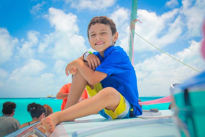 Cancun Half-Day Sailing Catamaran Cruise to Isla Mujeres - Sailing toward El Meco Reef