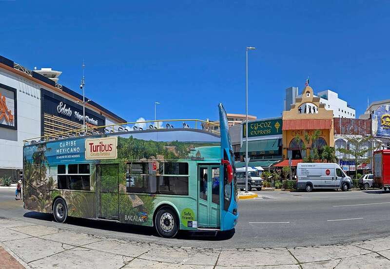 Cancun: Hop-On-Hop-Off Sightseeing Bus Tour - Plaza Kukulkán and Plaza Forum