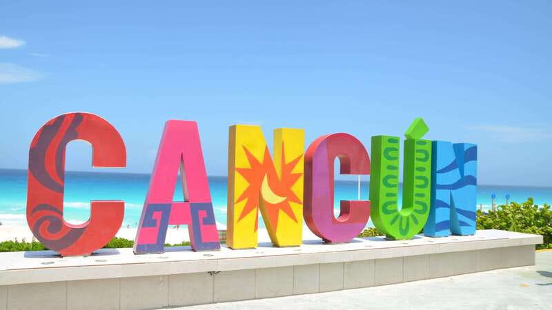 Cancun: Hop-On-Hop-Off Sightseeing Bus Tour - The Hotel Zone circuit, from Playa Tortugas to Playa Delfines