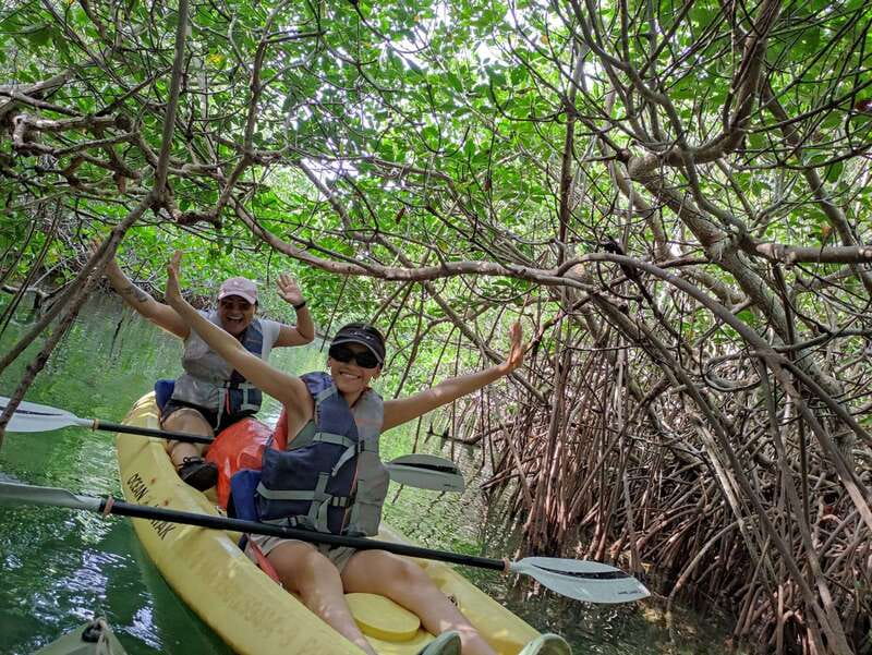 Cancun: Kayaking Tour in Nichupte Lagoon - A short safety lesson for first-time kayakers