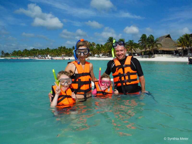 Cancun: Marine Turtle Observation in Akumal - Snacks are covered, but lunch is not