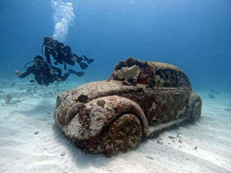 Cancun: Musa Underwater Museum & Reef Discover Scuba Diving - The speedboat ride is short, but timing still matters