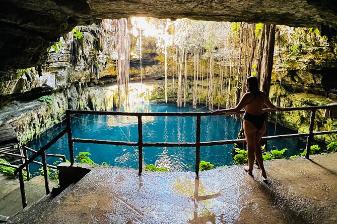 Cancun Private Driver - Drinks, comfort, and the long road between stops