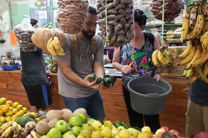 Cancun small group Cooking Class with Local Chef - Starting with Chef Alberto and the local food scene