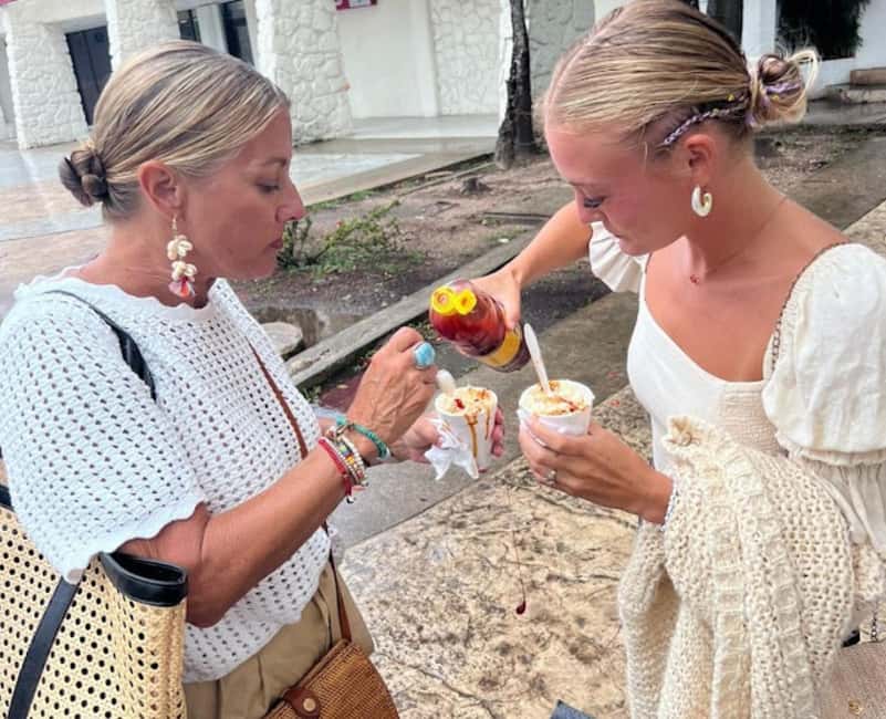 Cancun Taco Tour: Street Food & Tequila Tasting in Downtown - Churros and the final stop at Parque de las Palapas