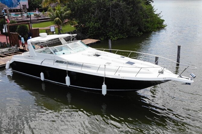 Cancun yachts rental BEATIFUL YACHT 46FT, 15 PAX MAX 25P6 - What is included, and what you still pay for