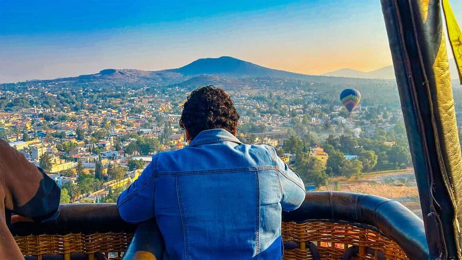 CDMX: Teotihuacan Hot Air Balloon with Breakfast - The Guadalupe Shrine and the long ride home