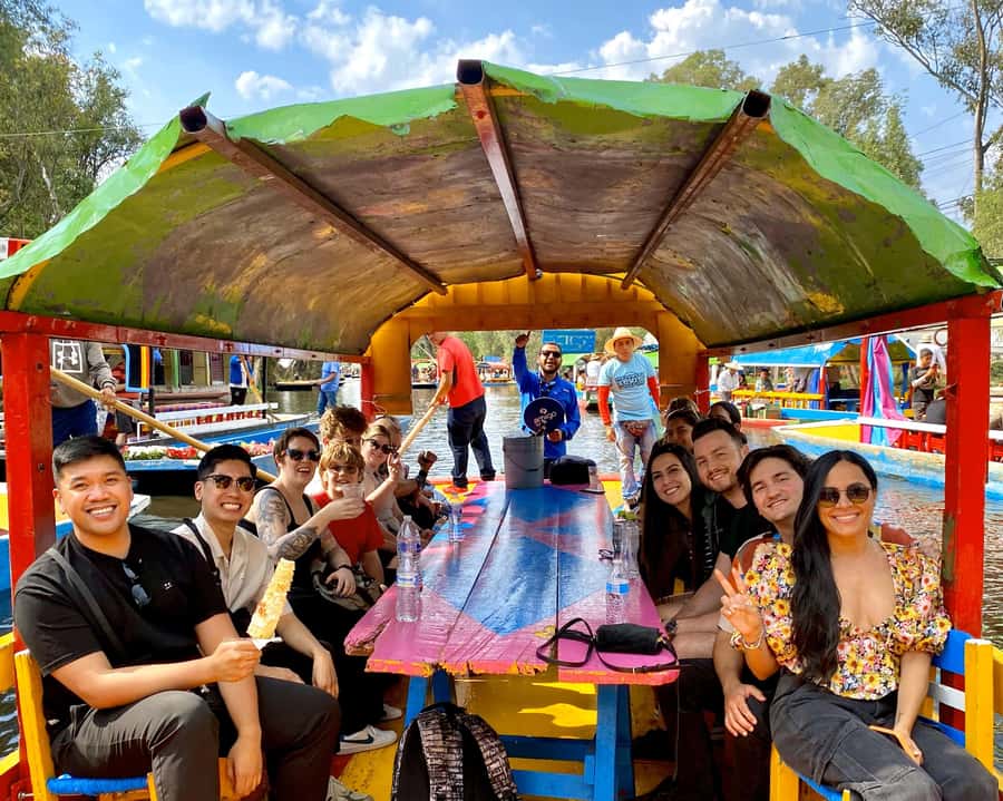 CDMX: Xochimilco Trajinera Party, Drinks, Mariachi & Tacos - Smart ways to plan your afternoon