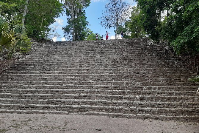Chacchoben Mayan Ruins Excursion - Meeting the van near the cruise port