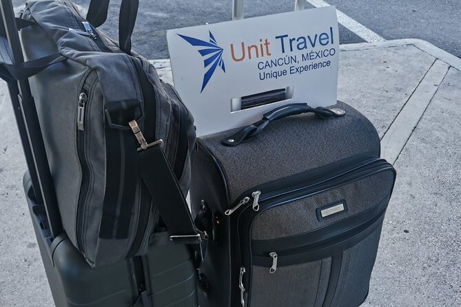 Cheap transfer for up to 10 people. - Service quality: strong personal attention, uneven airport execution