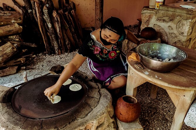 Chichen Itza, Beautiful Cenote and Valladolid All Inclusive Tour - Valladolid gives you only a quick look